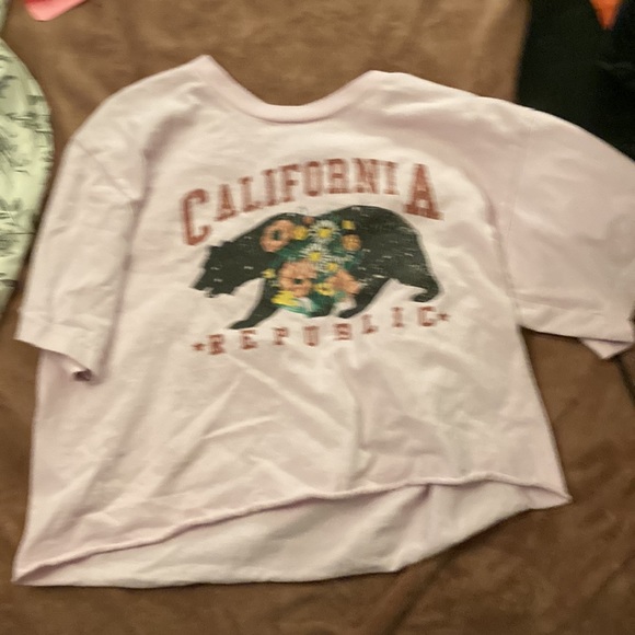 All Mediums - Picture 4 of 5